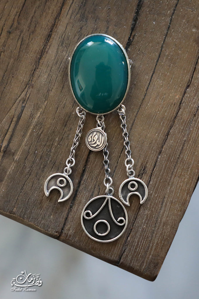Brooch with Jade stone