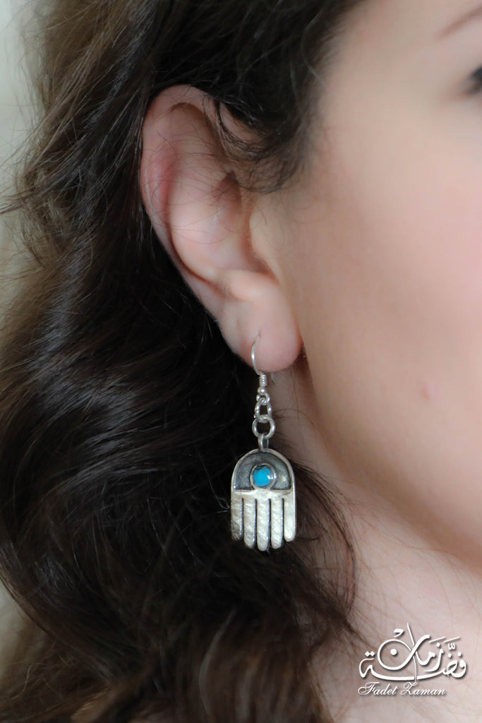 Earring Kaf (medium size) with stone
