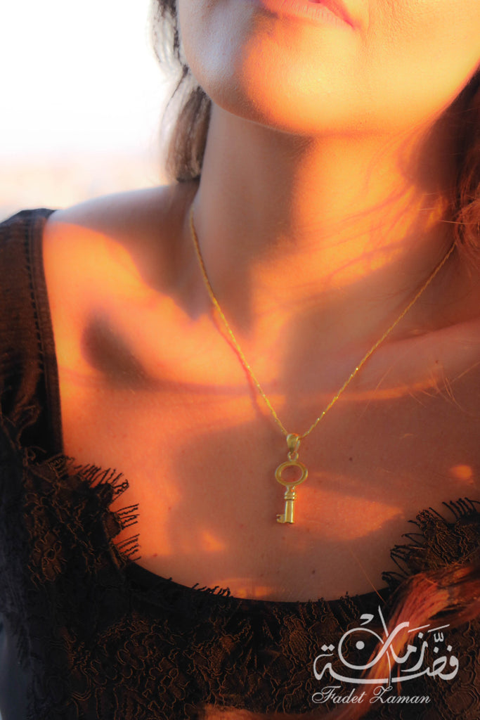 Pendant Key Gold Plated w Chain