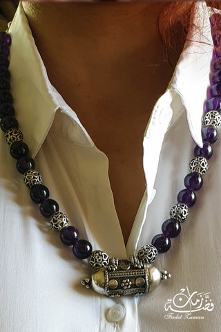 Amulets necklace with amethyst stone