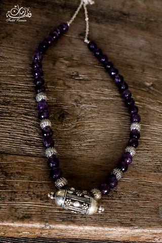 Amulets necklace with amethyst stone